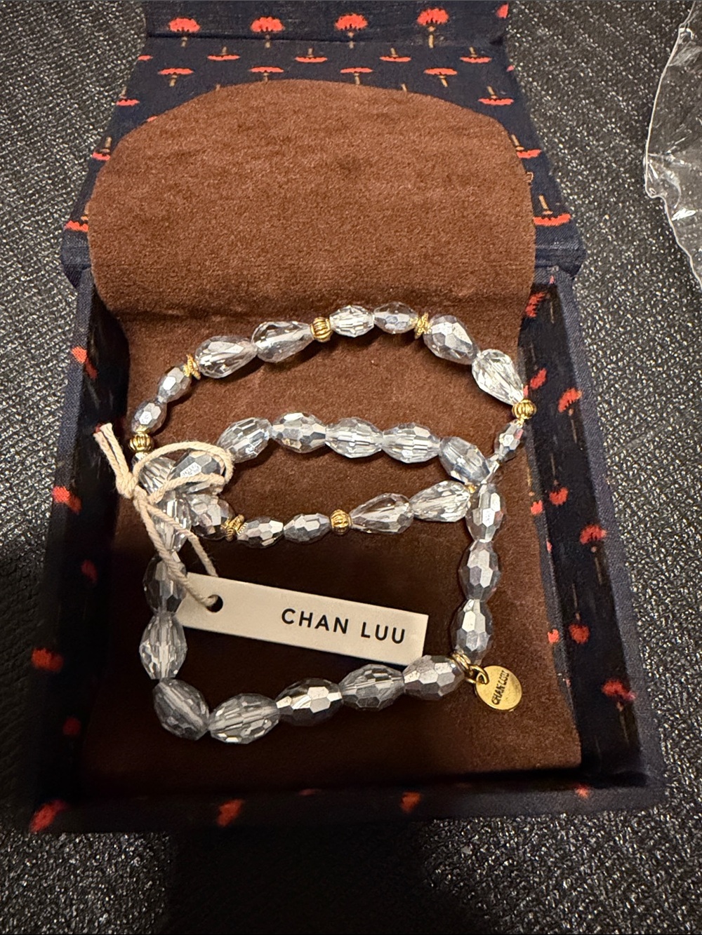 Chan Luu Clear Crystal Beaded Bracelet with Gold Accents - Picture 3 of 6